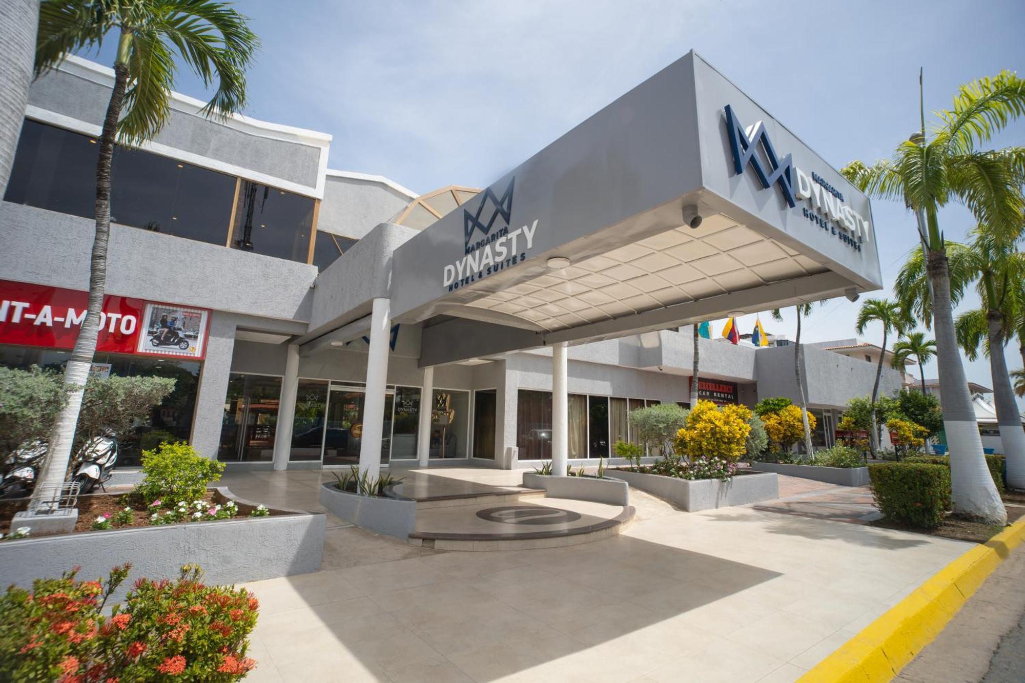 Hotel Margarita Dynasty Порламар Екстериор снимка