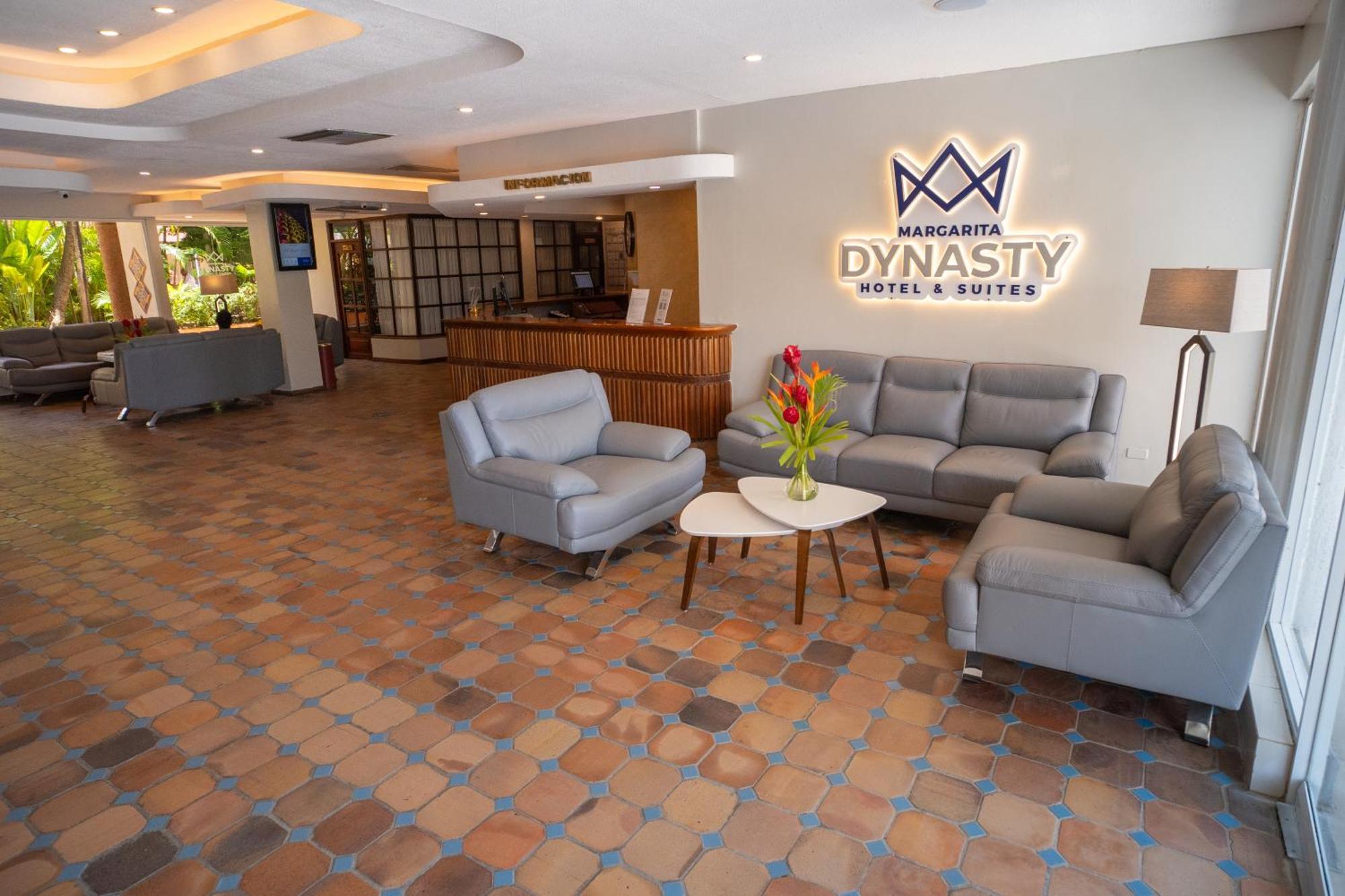 Hotel Margarita Dynasty Порламар Екстериор снимка