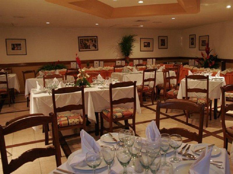 Hotel Margarita Dynasty Порламар Екстериор снимка